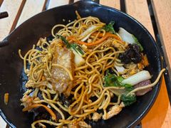 特色三鲜炒面-韩萍老南京馄饨(河西万达店)