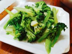 清炒西兰花-黑皮酸菜鱼(三山街店)