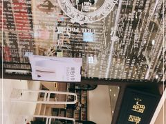 -钟书阁(群光广场店)