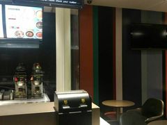 -麦当劳(常山服务区得来速店)