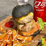 苏州有口福了‼️首家美式黑汉堡🍔超厚牛肉饼还会爆汁