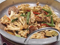 -金枝玉叶上海人家食府(三里河店)