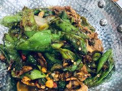 -湖南人家湘菜馆(镇江路店)