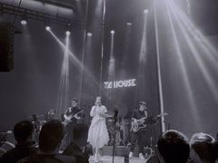 -TZ House音乐现场(来福士中心店)