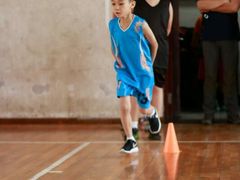 -育华篮球培训(新华路校区)