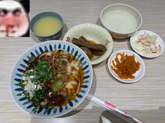 -东方削面(操场城街店)