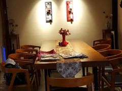 -小草屋轰趴馆别墅派对新场团建家庭聚会