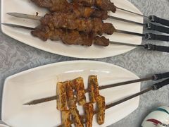 -汗腾格里·风味餐厅(新疆驻京办店)