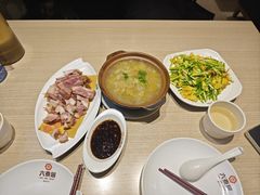 -六泰居·尔滨地标·东北菜(黄河路店)