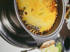 -钢管厂五区小郡肝串串香(滨江店)