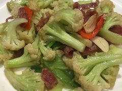 有机菜花炒腊肠-頂好酒家·经典粤菜(海信广场店)