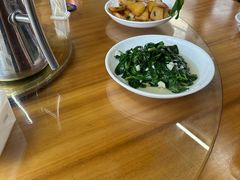-芦茨金富饭庄·25年老字号·专做稻草鸡