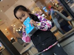 -奈雪的茶(青岛卓悦里INTOWN店)