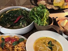 -鹿萤季·营地小馆(皇后公园店)
