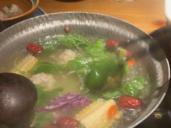 -吃饭皇帝大(长宁龙之梦店)