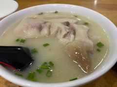 -雷祖芳老妈蹄花店