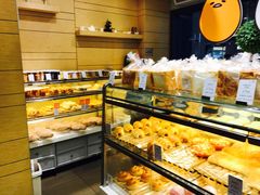 面包甜点陈列柜-BreadTalk面包新语·烘焙蛋糕(海岸城店)
