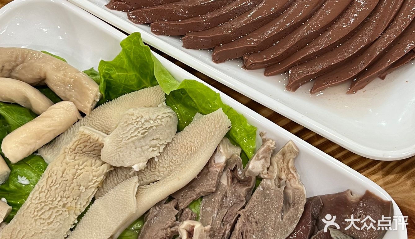 在杭州！！我会去吃5678…回的羊肉炉🐑