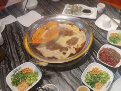 -老船舫·现做活鲜鱼馆(东郊记忆店)