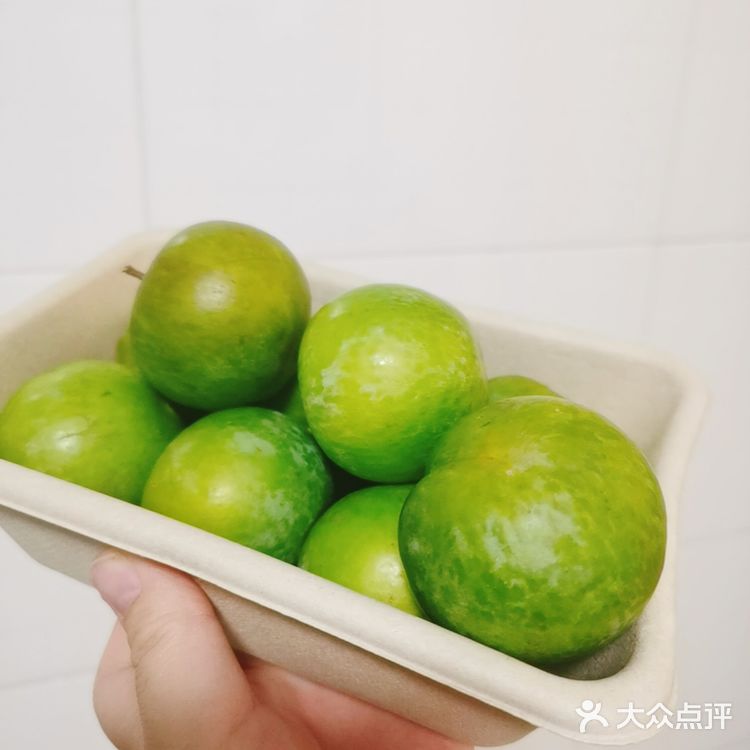 ole超市的水果摊才是奢侈品店[坏笑]