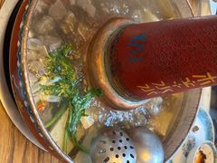 -毛辣果·贵州红酸汤牛肉火锅(西单店)