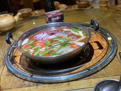 -亮欢寨酸汤鱼(沙冲路店)