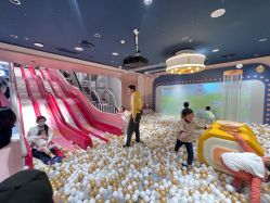 -奈尔宝家庭中心·亲子餐厅(北京东坝万达店)