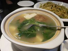 -老码头黑皮肘子锅包肉熏酱水饺(文政街店)