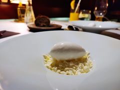 椰子冰淇淋配芝士碎-三嚥阁 La Villa Restaurant