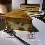 包头新店｜咖啡和法甜的碰撞，晚上还可以喝酒