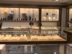 -品真阁华夏典当行(四通桥店)