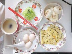 -鲸励母婴月嫂(望京店)