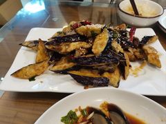 -鲁南仔·滕州炒鸡(经三路店)