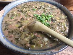 酸菜烩小豆-树厨贵州菜(大十字店)