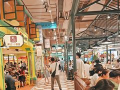 -大食代美食广场(上海中心店)