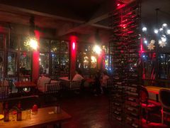 -拾光音乐餐酒吧(告庄星光夜市店)