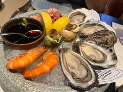 -斯普汇生蚝牛排馆(中骏世界城店)