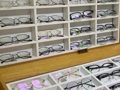 -沪睛眼镜蔡司官方授权店(金桥佳林路店)