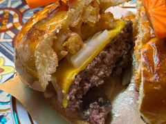 -LESCEDARS Brasserie Bistro香柏树