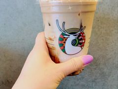 陨石生椰拿铁-瑞幸咖啡(新世界中心店)