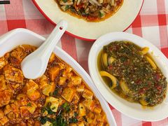 -洪霞餐馆·川菜·鲜货现炒(两江春城店)