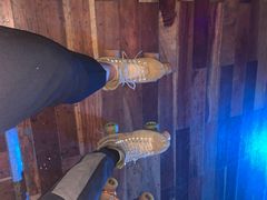 -奔马滚轴溜冰场