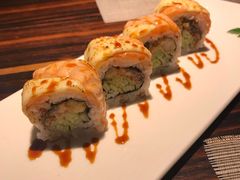 炙烤三文鱼芝士寿司-山葵家·创意料理(临平银泰城店)