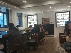 大堂-星巴克臻选(广州沙面店)