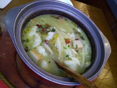 -周鱼小馆石锅酸菜鱼(活力汇店)