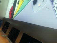 -Apple零售店(华贸购物中心店)
