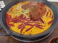 -黄潇洒老火锅(九眼桥宏济巷店)