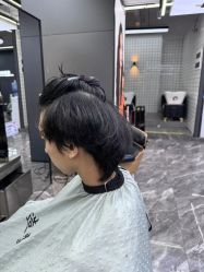 -藤野造型•烫染专业店