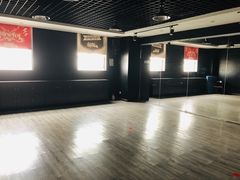 -零下舞度·街舞连锁机构(万科中心店)
