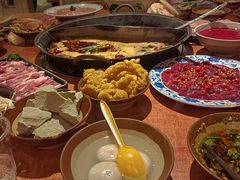 -周小明火锅(黑金冠社区店)